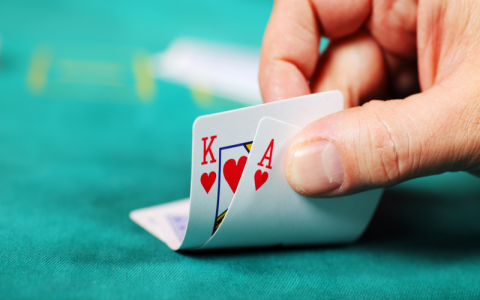 poker cash game strategy