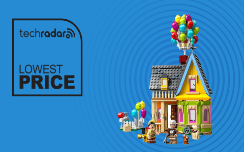 Lego’s Model Of The Iconic House From Pixar’s Up Is Over 50% Off For Black Friday