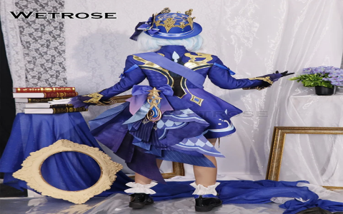 genshin impact furina cosplay