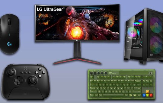 4466119-amazonpcsale.jpg