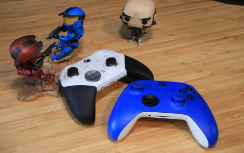 Officially Licensed Modular Xbox Controller Drops To Best-Ever Price At Amazon