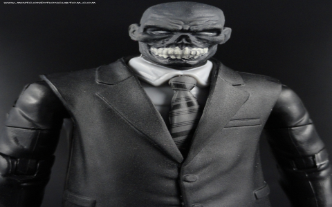 Marvel Legends Spider-Man Mask Looks Cool And Kinda Creepy